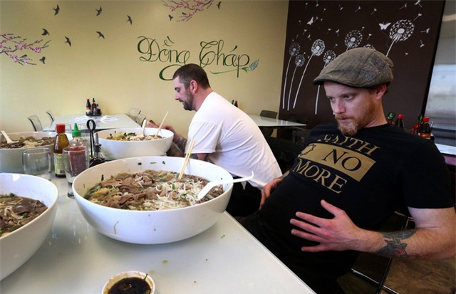 phở bò,món ăn lạ