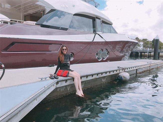 Từ khi yêu, nhan sắc Hà Hồ ngày càng thay đổi vì hạnh phúc viên mãn - Ảnh 10.