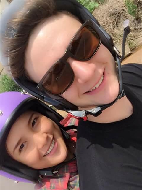 3 tháng du lịch cùng người lạ, mẹ đơn thân tìm được tình yêu bên chàng trai Anh kém 10 tuổi - Ảnh 10.