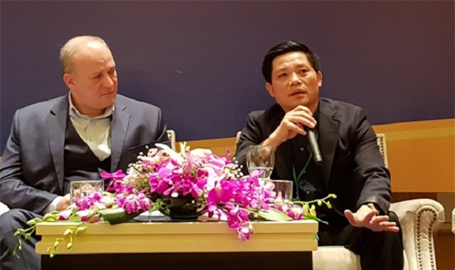 me tre soc khi uong hang ta thuoc bo, an ca ro trung ngong sinh con ra van coi coc - 3