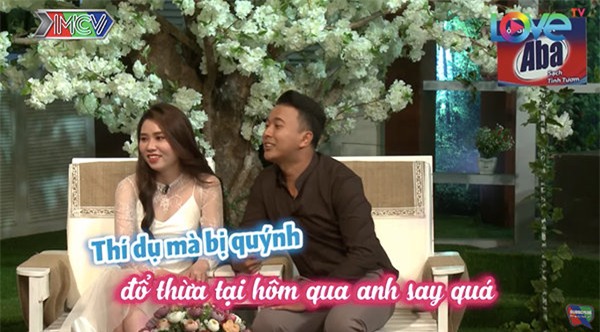 yeu la cuoi: cai ket bat ngo cua chang trai gia say, dat "chi" vao rap chieu phim hon moi - 6