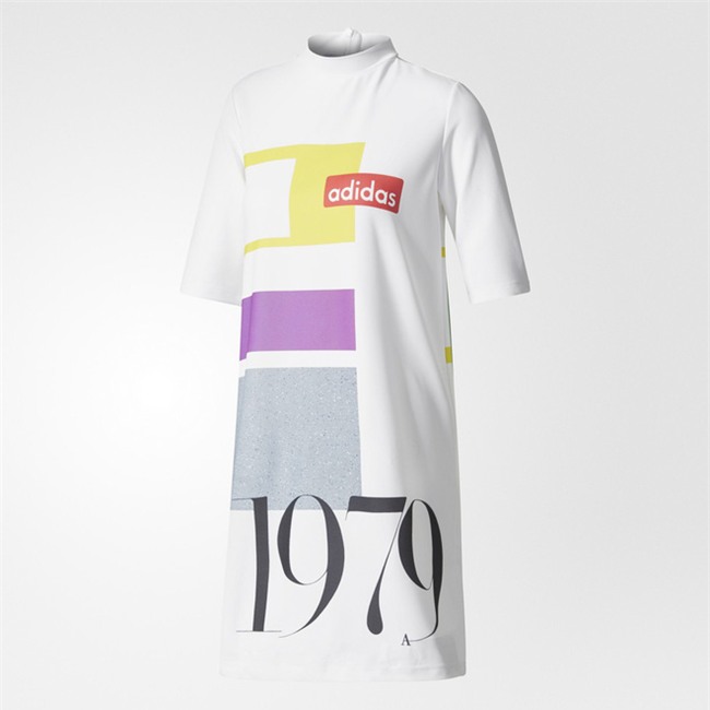 Cứ nghĩ Hà Hồ là phải diện hàng hiệu tiền tấn, nhưng ở MV mới nhất lại không hề - Ảnh 2.