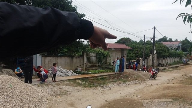 be gai 20 ngay tuoi bi bat coc: “chi trong 2 phut, ba noi gan nhu khong biet gi nua” - 4