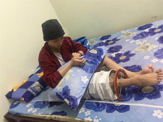 hoan canh nghiet nga cua nguoi dan ong co con gai mac ung thu xuong, vo mat vi u hach - 2