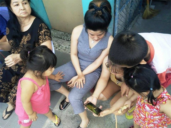 Người dân xung quanh trường Mầm Xanh: Trước tôi gởi con thấy bị chảy máu mũi, gãy tay, tôi sợ quá gởi đi nơi khác - Ảnh 4.