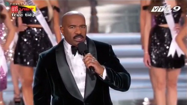 Steve Harvey xuất hiện với vai trò cầm trịch-1