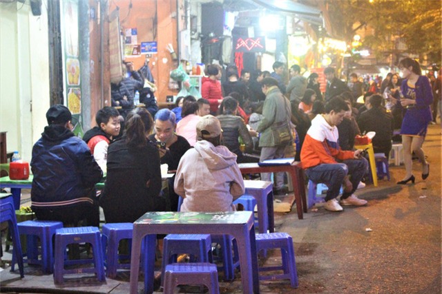 Những nghề kiếm trăm triệu đồng/tháng nhờ vỉa hè trong mùa đông