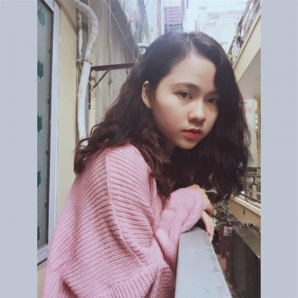 500 anh em vội ‘xin link’ hot girl Barca vừa đàn vừa hát trong quán net - Ảnh 3.