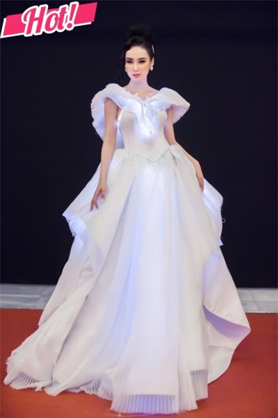 thu minh, pham huong "khong ai nhuong ai" khi xuat hien tai mama 2017! - 6