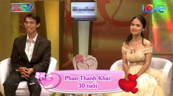 Cặp đôi quen nhau trên fanpage hẹn hò rồi cưới li kì như một thước phim quay chậm-1