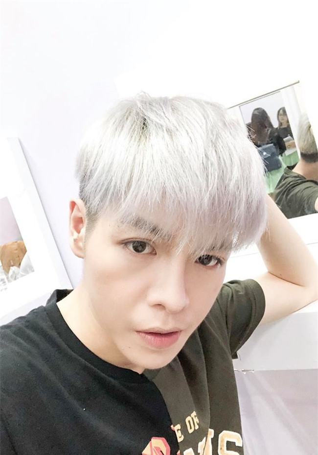 Sau 5 tháng thẩm mỹ, khuôn mặt đã qua thẩm mỹ của Đức Phúc giờ thế nào - Ảnh 13.