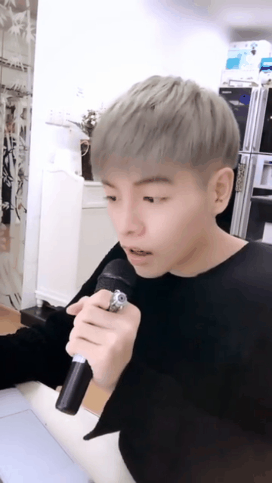 Sau 5 tháng thẩm mỹ, khuôn mặt đã qua thẩm mỹ của Đức Phúc giờ thế nào - Ảnh 4.