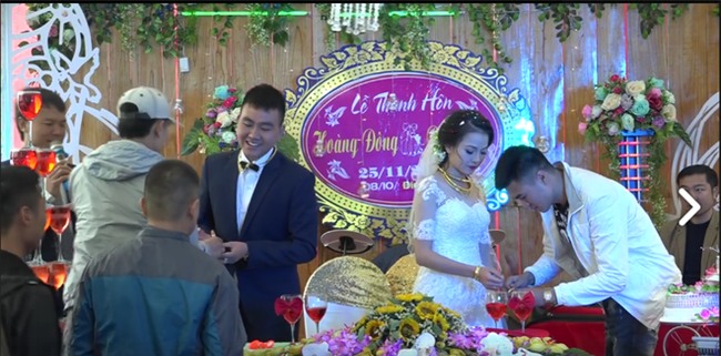 Cặp đôi được tặng nhiều vàng trong ngày cưới đến nỗi đủ mở cả tiệm trang sức - Ảnh 7.