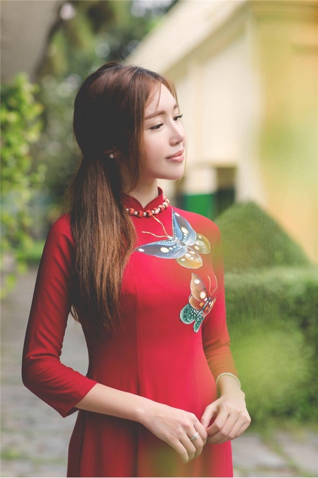 can gi do ho hang, elly tran mac the nay da dep hut hon hinh anh 13