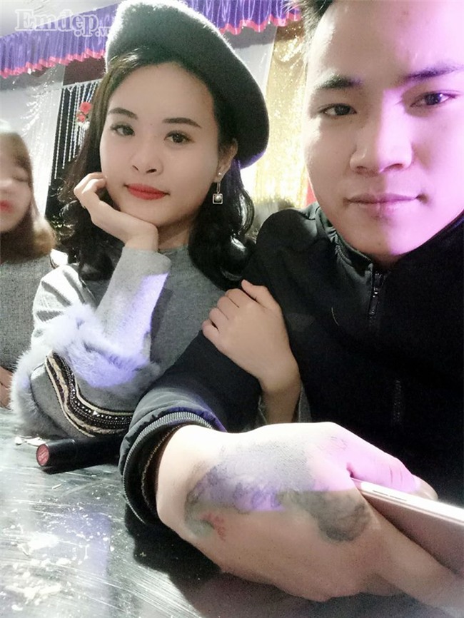 Lấy chồng nghèo, cô gái cành vàng lá ngọc xinh đẹp vẫn có cuộc sống trên cả tuyệt vời!