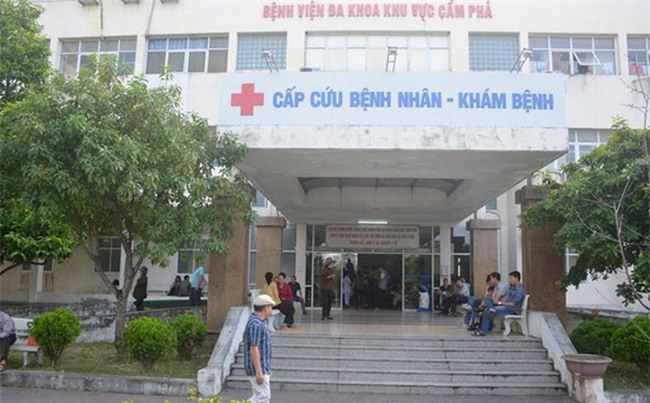 Người đàn ông bất ngờ nhảy từ tầng 6 bệnh viện xuống đất tử vong - Ảnh 1.