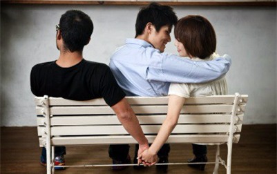 Quen nhau 5 tháng người yêu đã sinh con, thanh niên ngây thơ vẫn cố tin đó là con mình - Ảnh 2.