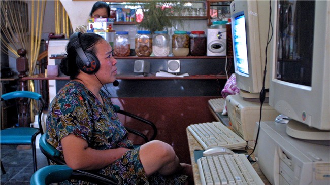 Nhìn lại 20 năm Internet thay đổi cuộc sống người Việt