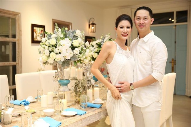 Louis Trần là Việt kiều hiện sinh sống và làm việc chủ yếu tại Mỹ. Anh thường xuyên chia sẻ những hình ảnh cuộc sống thượng lưu của mình trên trang cá nhân với bộ sưu tập siêu xe, túi xách, đồng hồ đắt tiền. - Tin sao Viet - Tin tuc sao Viet - Scandal sao Viet - Tin tuc cua Sao - Tin cua Sao