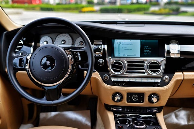 xe siêu sang cũ,thuế tiêu thụ đặc biệt,xe siêu sang,xe sang,kinh doanh xe cũ,Rolls Royce Ghost