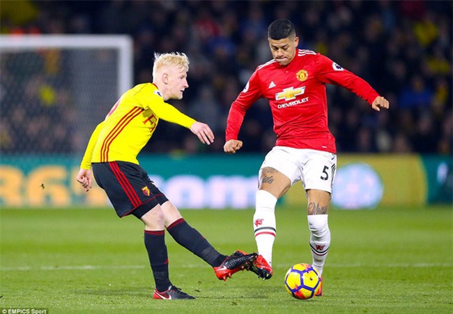 Đối mặt với 9 phút kinh hoàng, Man United được giải cứu bởi chân sút lần đầu đá chính - Ảnh 5.