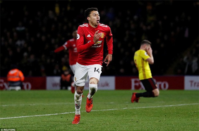 Đối mặt với 9 phút kinh hoàng, Man United được giải cứu bởi chân sút lần đầu đá chính - Ảnh 25.