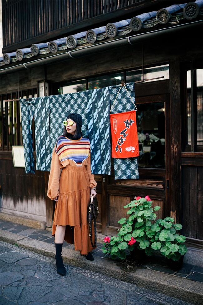 Các quý cô Châu Á đúng là chẳng ai kém ai về khoản kết hợp đồ mùa đông  - Ảnh 5.