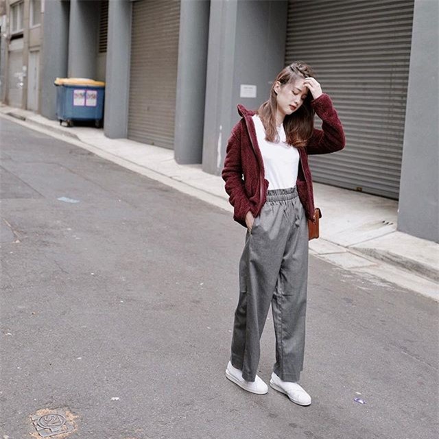 Các quý cô Châu Á đúng là chẳng ai kém ai về khoản kết hợp đồ mùa đông  - Ảnh 9.