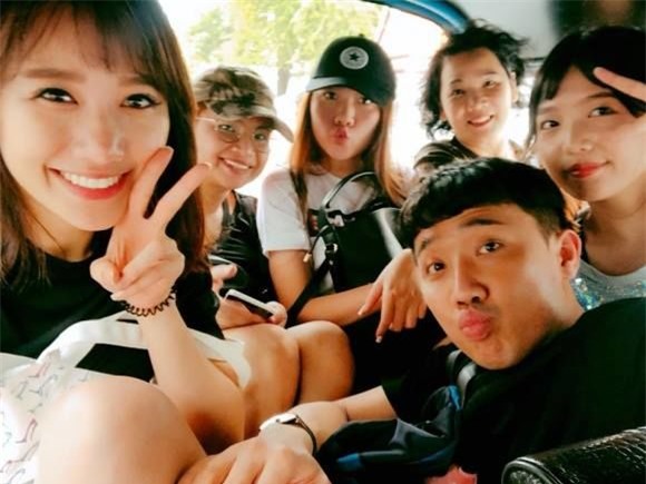 Được biết, Trấn Thành là một trong những chàng rể tâm lý khi được lòng gia đình vợ. - Tin sao Viet - Tin tuc sao Viet - Scandal sao Viet - Tin tuc cua Sao - Tin cua Sao