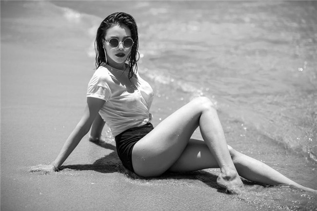 Trà Ngọc Hằng thà cô đơn chứ không bán rẻ tự trọng đổi lấy tình yêu-3