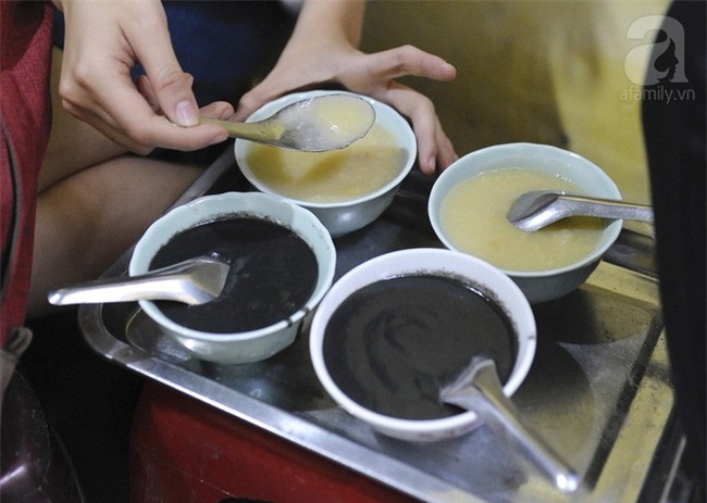 Bánh trôi tàu nhà bác Phạm Bằng mở lại: Đúng vị xưa và đã giảm ngọt hơn trước - Ảnh 13.
