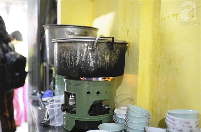 Bánh trôi tàu nhà bác Phạm Bằng mở lại: Đúng vị xưa và đã giảm ngọt hơn trước - Ảnh 10.