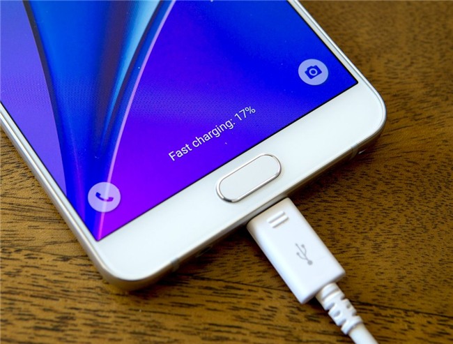 Smartphone tương lai có thể sạc đầy chỉ trong vài phút nhờ Samsung