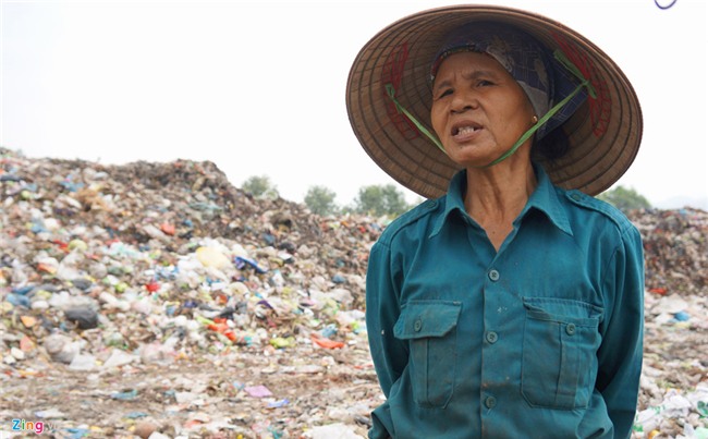 Ba ve chai va phut linh cam tim duoc be gai 20 ngay tuoi bi sat hai hinh anh 1