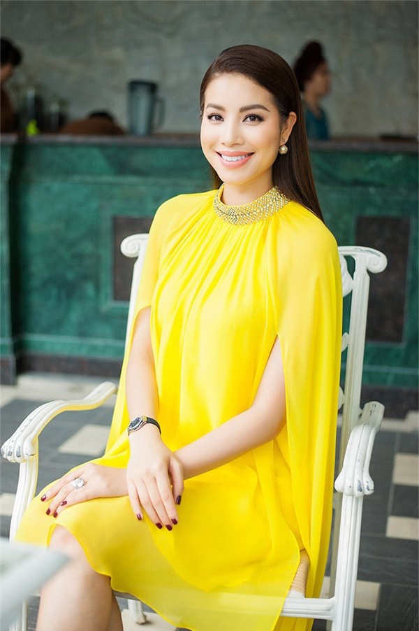 Phạm Hương và 3 phong cách hoàn toàn khác nhau từ The Face, Hoa hậu hoàn vũ 2017 đến The Look - Ảnh 12.
