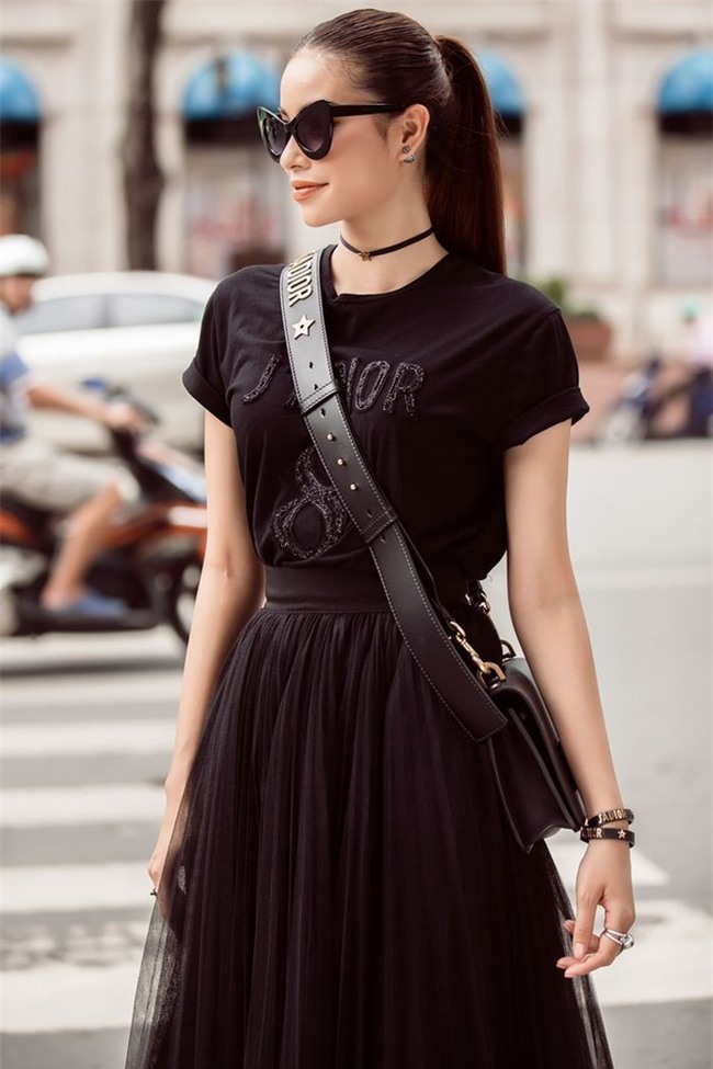 Phạm Hương và 3 phong cách hoàn toàn khác nhau từ The Face, Hoa hậu hoàn vũ 2017 đến The Look - Ảnh 14.