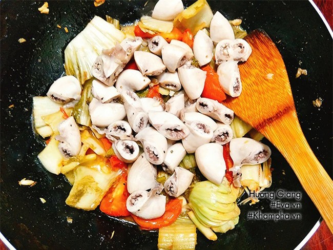 trang lon xao dua chua gion san sat, ai an cung phai gat dau khen ngon - 7