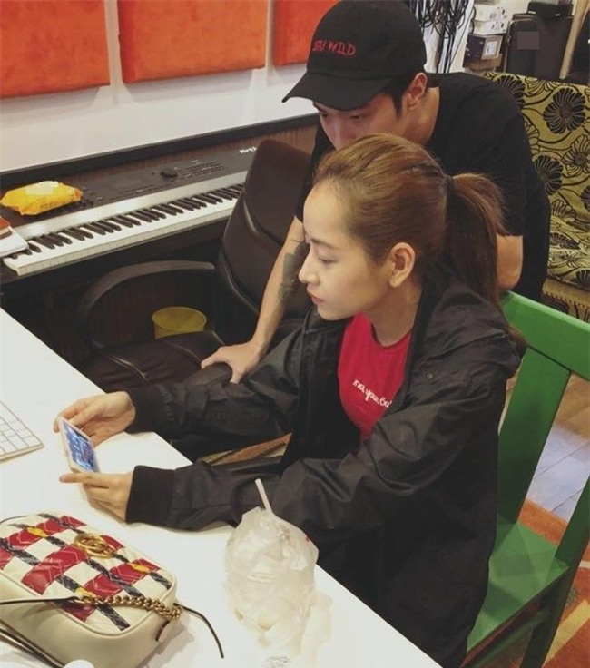 Bỏ ngoài tai những phản đối từ&nbsp;dư luận, Chi Pu vẫn âm thầm để chuẩn bị cho dự án mới. - Tin sao Viet - Tin tuc sao Viet - Scandal sao Viet - Tin tuc cua Sao - Tin cua Sao