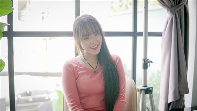 9X Sai Gon kiem chuc trieu moi thang nho co mai toc dai 2 m hinh anh 1