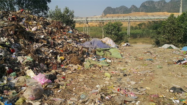 Vụ bé 20 ngày tuổi bị bà nội sát hại: Phó Thủ tướng chỉ đạo làm rõ hoạt động của nữ “thầy bói” - Ảnh 2.