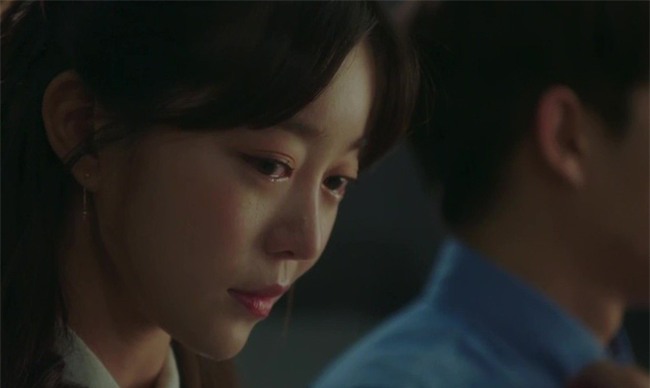 Cô dâu mới “chết lặng” khi bước vào phòng tân hôn - Ảnh 1.