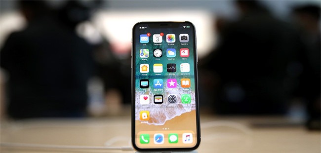 iPhone X ma Viet Nam bat dau cho dat truoc, gia tu 30 trieu hinh anh 1