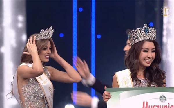 Đi thi trễ 10 ngày, Khánh Phương vẫn lọt top 25 Miss Supranational nhờ pha cứu thua của khán giả-10