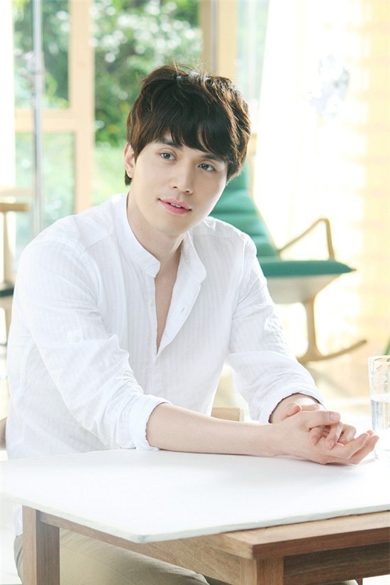 Ngoài Song Joong Ki, chị em còn ghen tỵ trước những làn da căng mịn không tỳ vết của các nam thần xứ Hàn nào nữa - Ảnh 5.