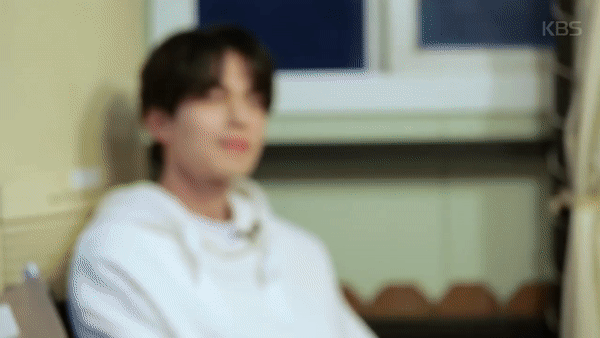 Ngoài Song Joong Ki, chị em còn ghen tỵ trước những làn da căng mịn không tỳ vết của các nam thần xứ Hàn nào nữa - Ảnh 6.