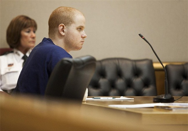 Cho bạn trai ôm lần cuối trước khi chia tay, cô gái xinh xắn đau đớn lãnh 32 nhát dao tưởng như đã bỏ mạng - Ảnh 14.