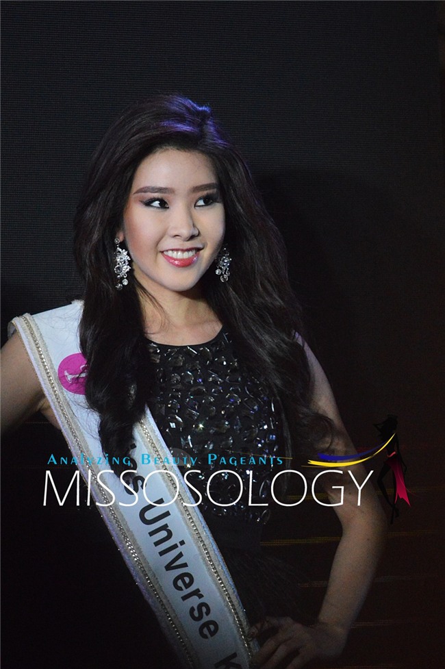 Tan Hoa hau Sieu quoc gia: 'Chuyen gi xay ra voi mui co ay?' hinh anh 7