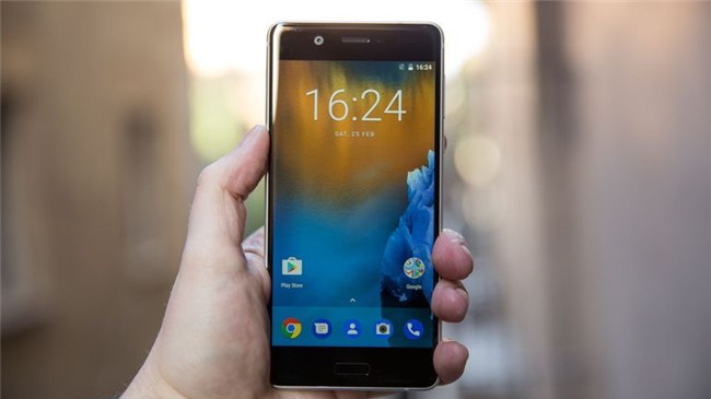 10 dien thoai gia re mua cuoi nam hinh anh 3