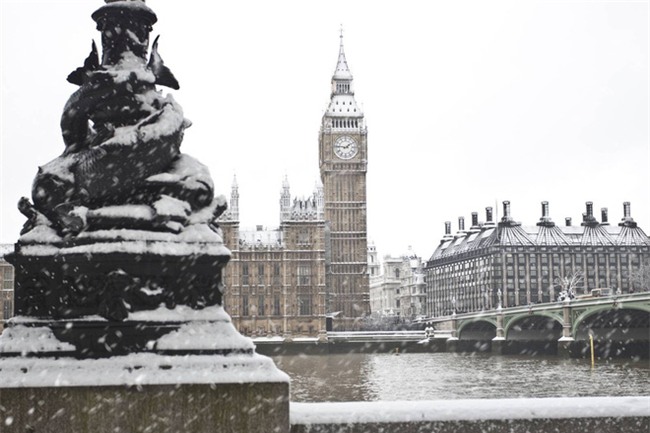 Ngất ngây với những hình ảnh tuyết rơi đẹp lung linh trên khắp thế giới - Ảnh 28.