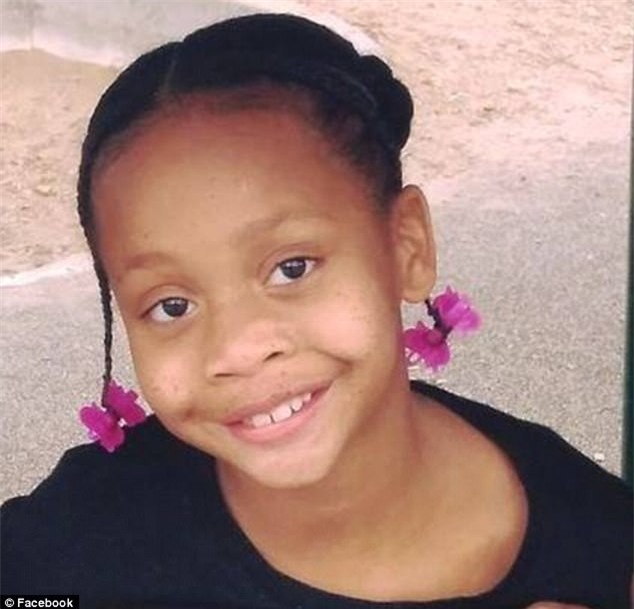 Sau khi nhìn thấy đoạn video trên mạng xã hội, bé gái 10 tuổi đã treo cổ tự tử - Ảnh 4.